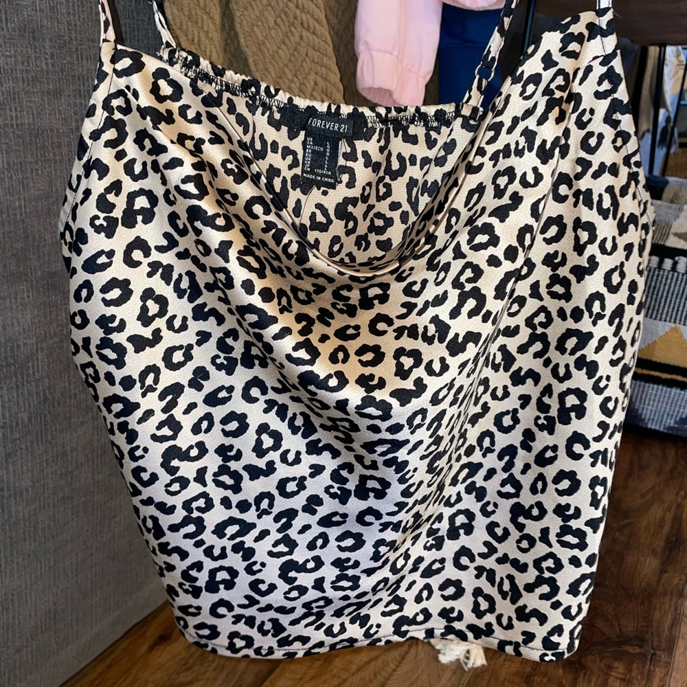 NWOT Cowl Neck Cheetah Print Crop Top